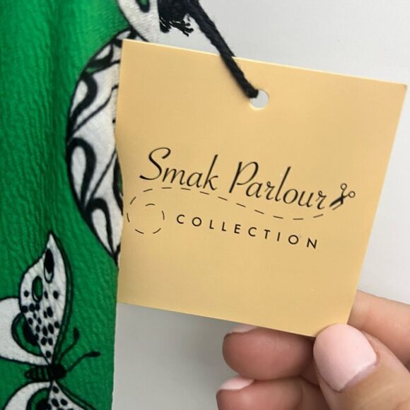 Smak Parlour Green Butterfly Print Glamour Goddess Jumpsuit - Picture 6 of 12